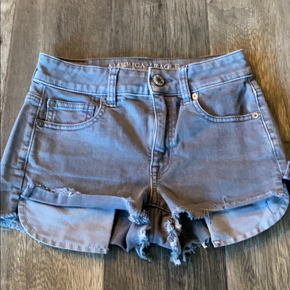 00 grey American Eagle jean shorts